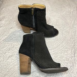 Lucky Brand- Lakyn Peep-toe Booties